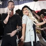 Maroon 5 e Christina Aguilera : Moves Like Jagger : video musica youtube